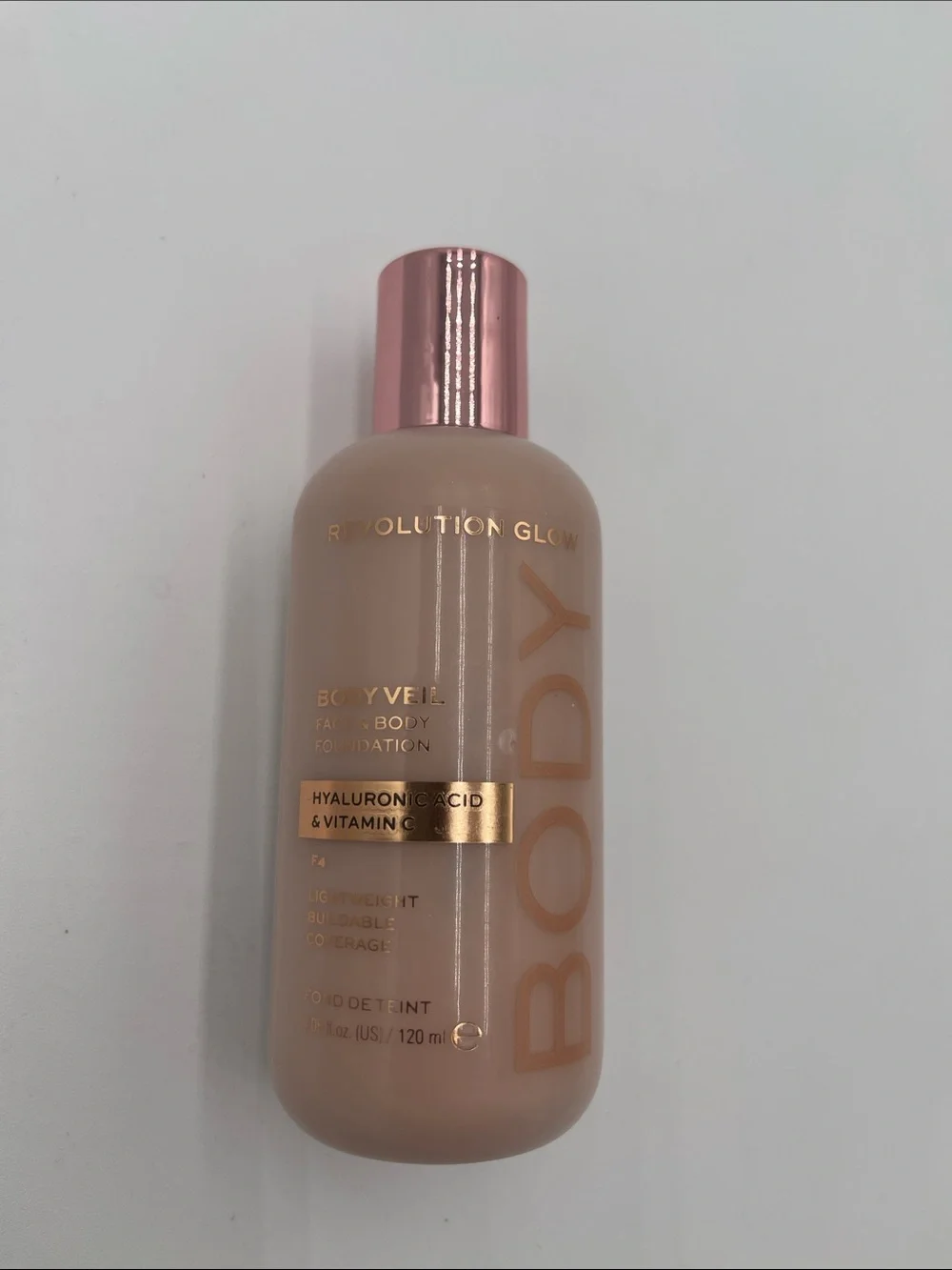Revolution Body Veil Liquid Glow - F4